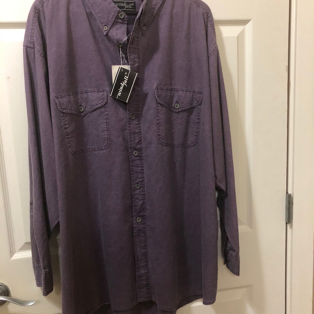 Men’s long sleeve shirt